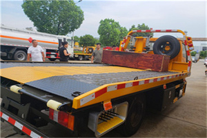 秦皇岛附近拖车电话号码服务