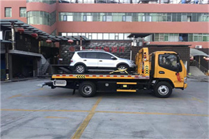 秦皇岛汽车紧急补胎换胎救援